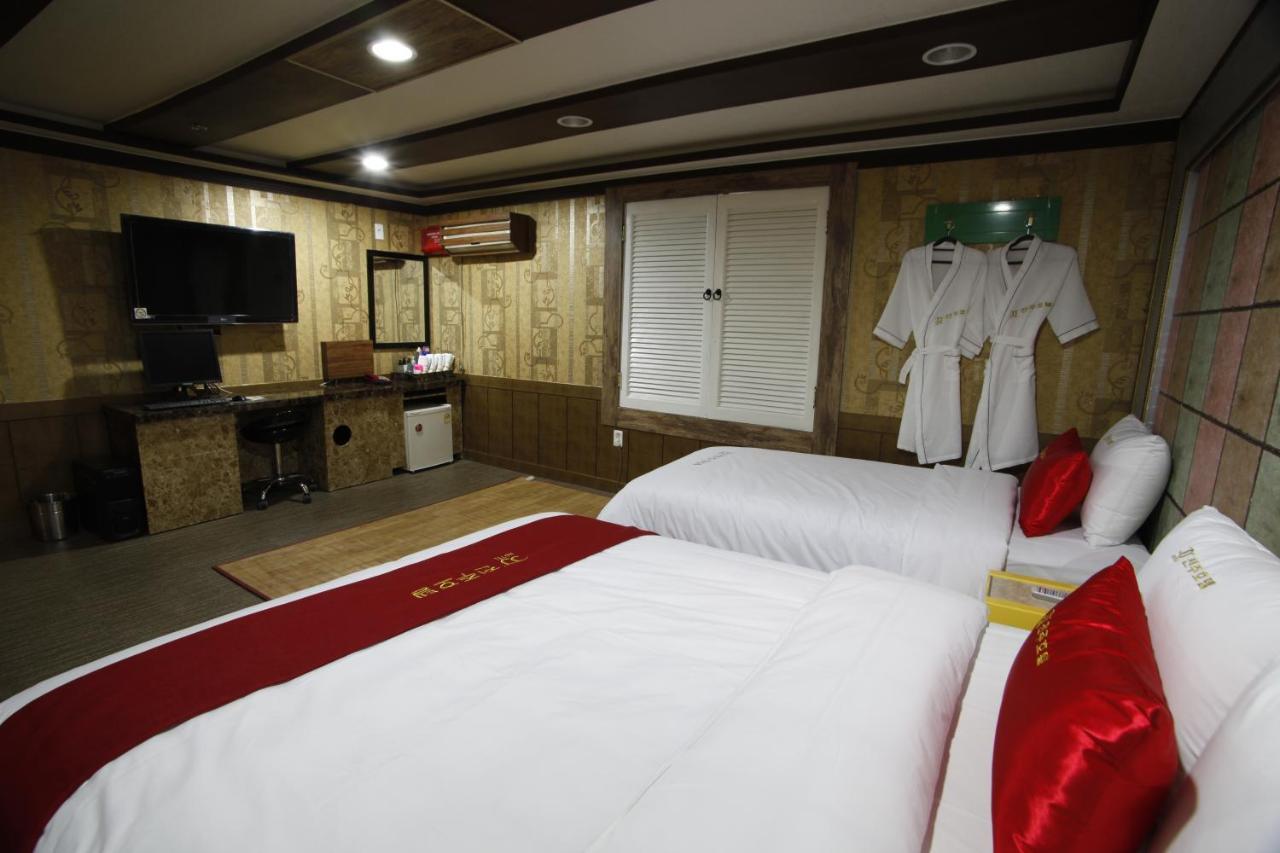 จวนจู โฮเต็ล Hotel จอนจู ภายนอก รูปภาพ